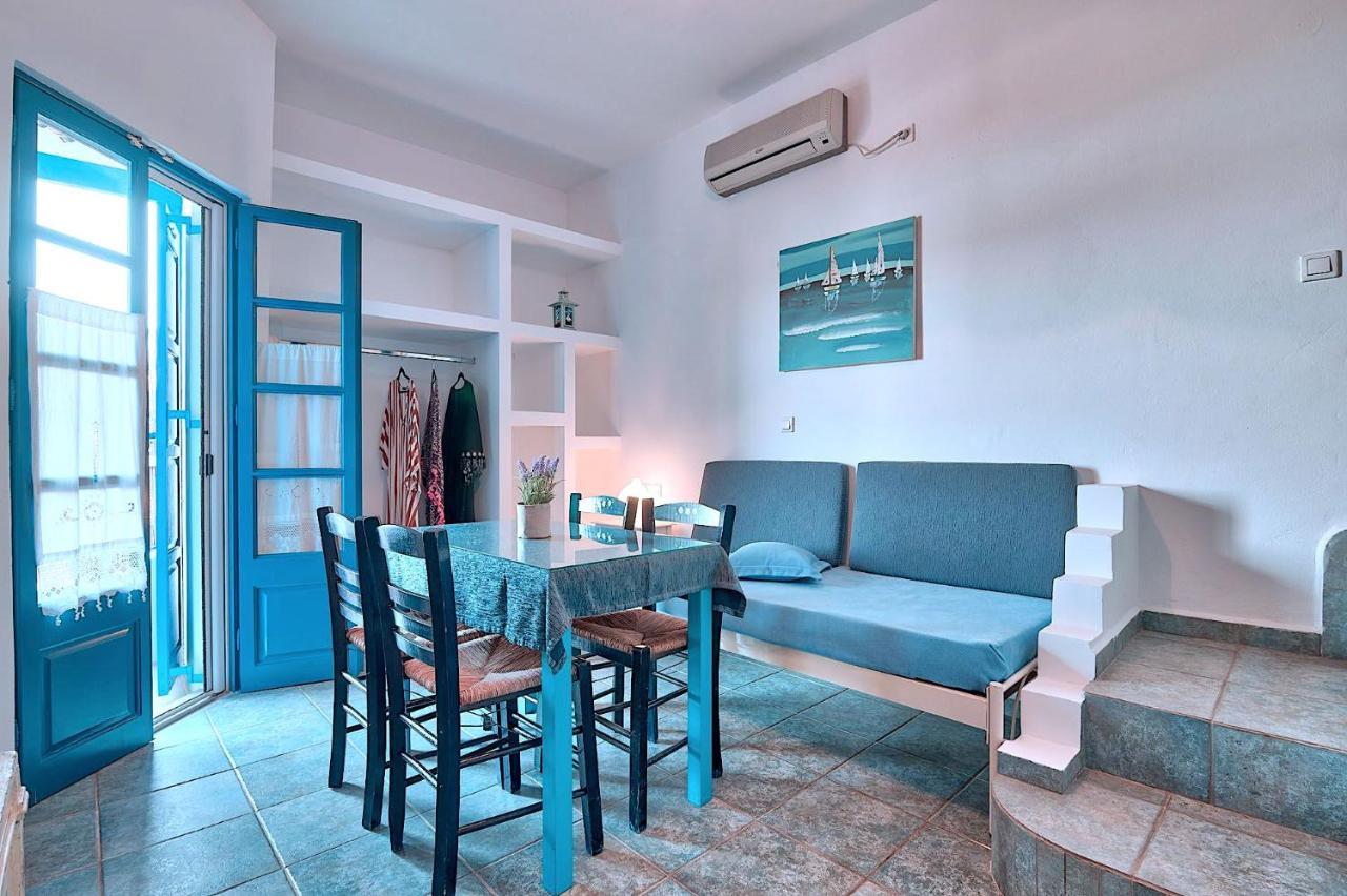Blue Dolphin Antiparos Villas And Suites Agios Georgios  エクステリア 写真