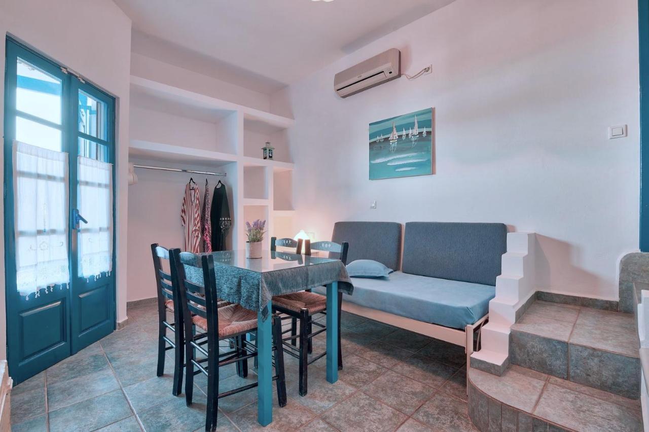 Blue Dolphin Antiparos Villas And Suites Agios Georgios  エクステリア 写真