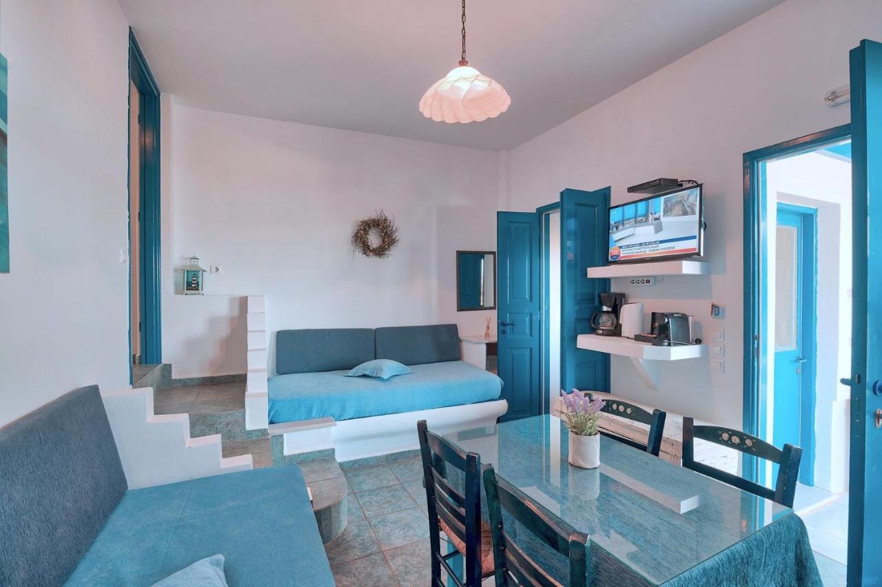 Blue Dolphin Antiparos Villas And Suites Agios Georgios  エクステリア 写真