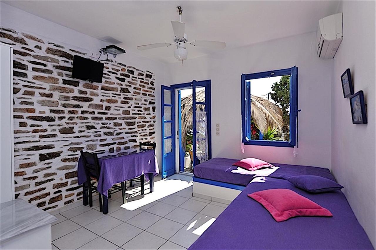 Blue Dolphin Antiparos Villas And Suites Agios Georgios  エクステリア 写真