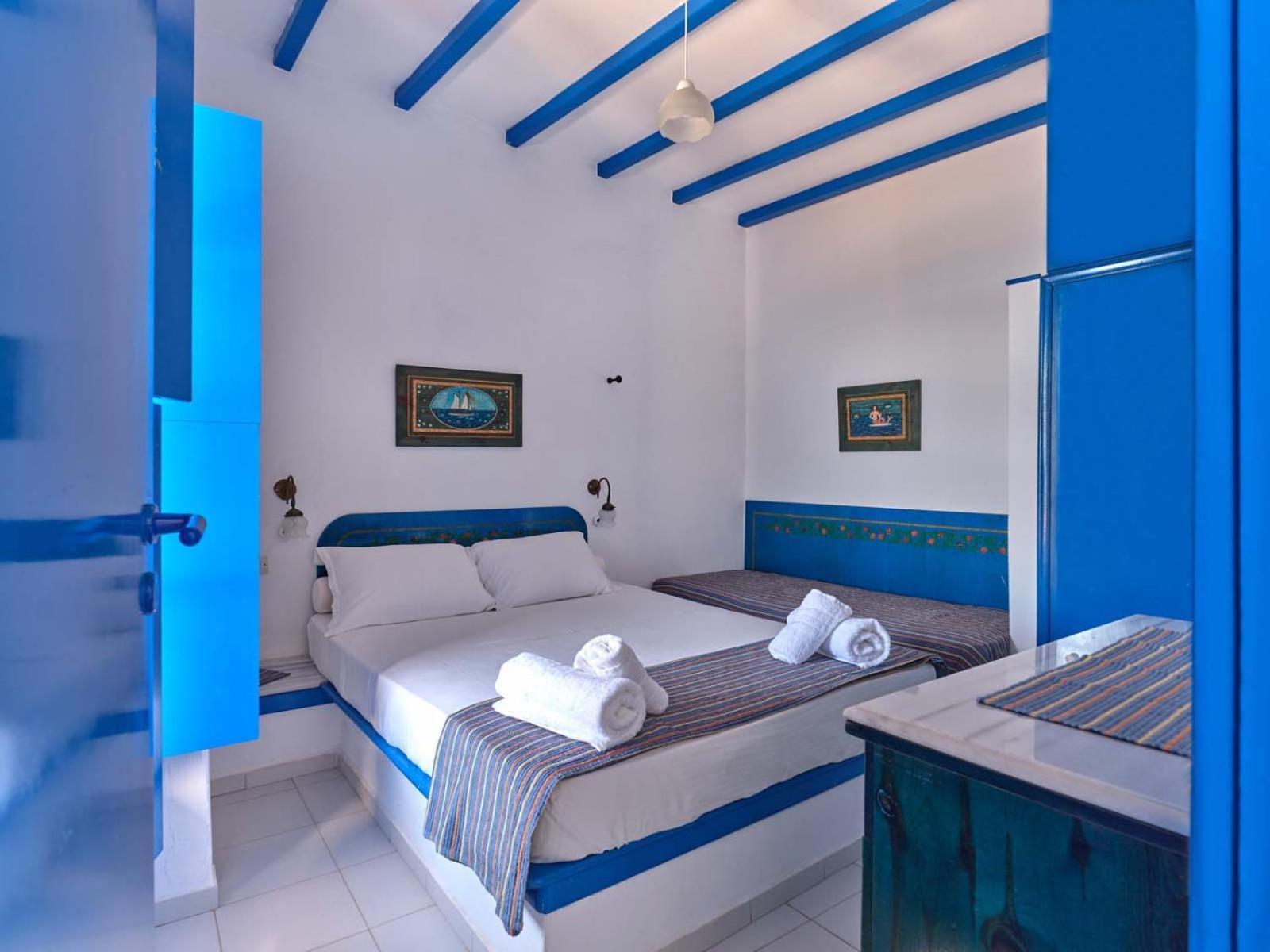 Blue Dolphin Antiparos Villas And Suites Agios Georgios  エクステリア 写真