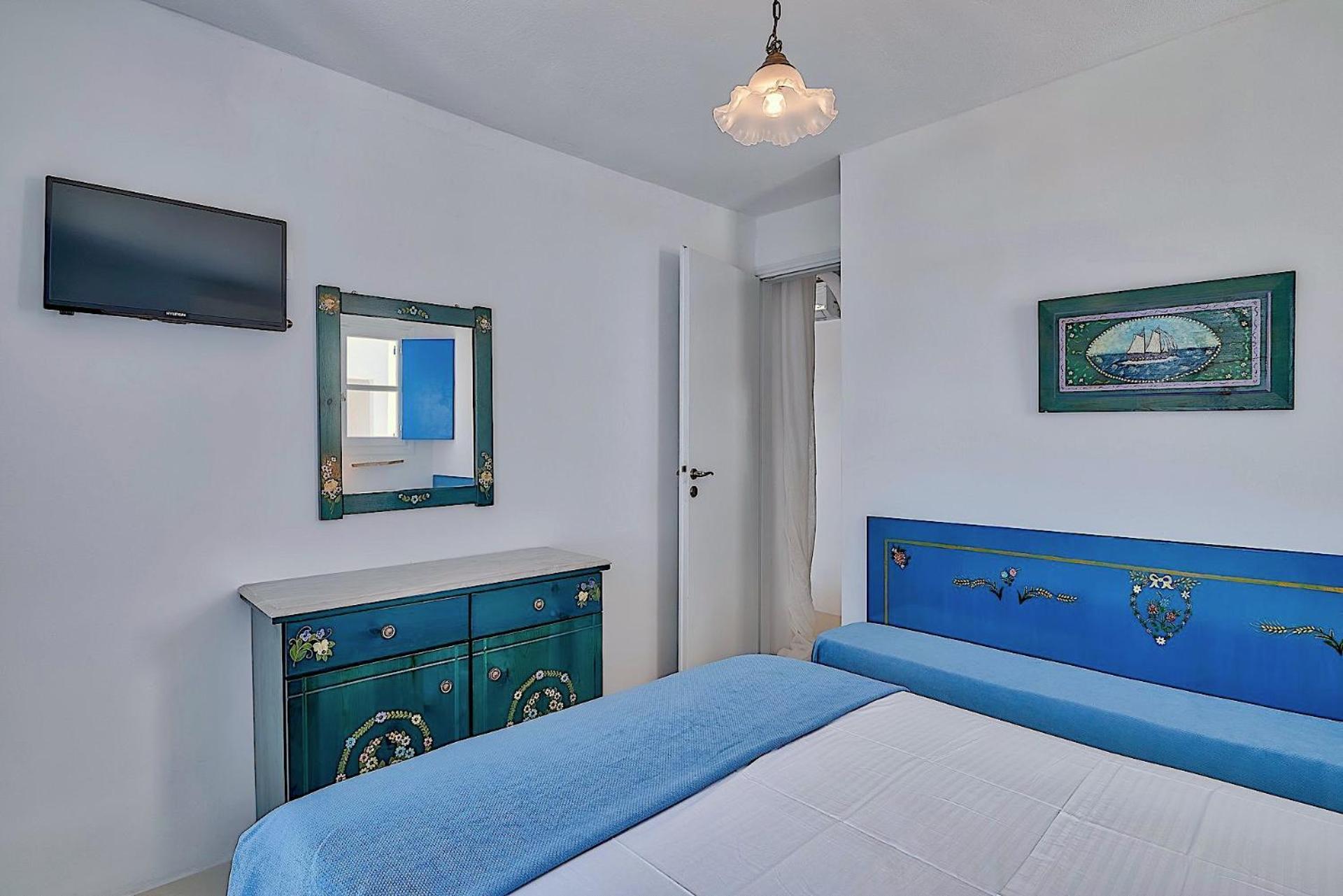 Blue Dolphin Antiparos Villas And Suites Agios Georgios  エクステリア 写真