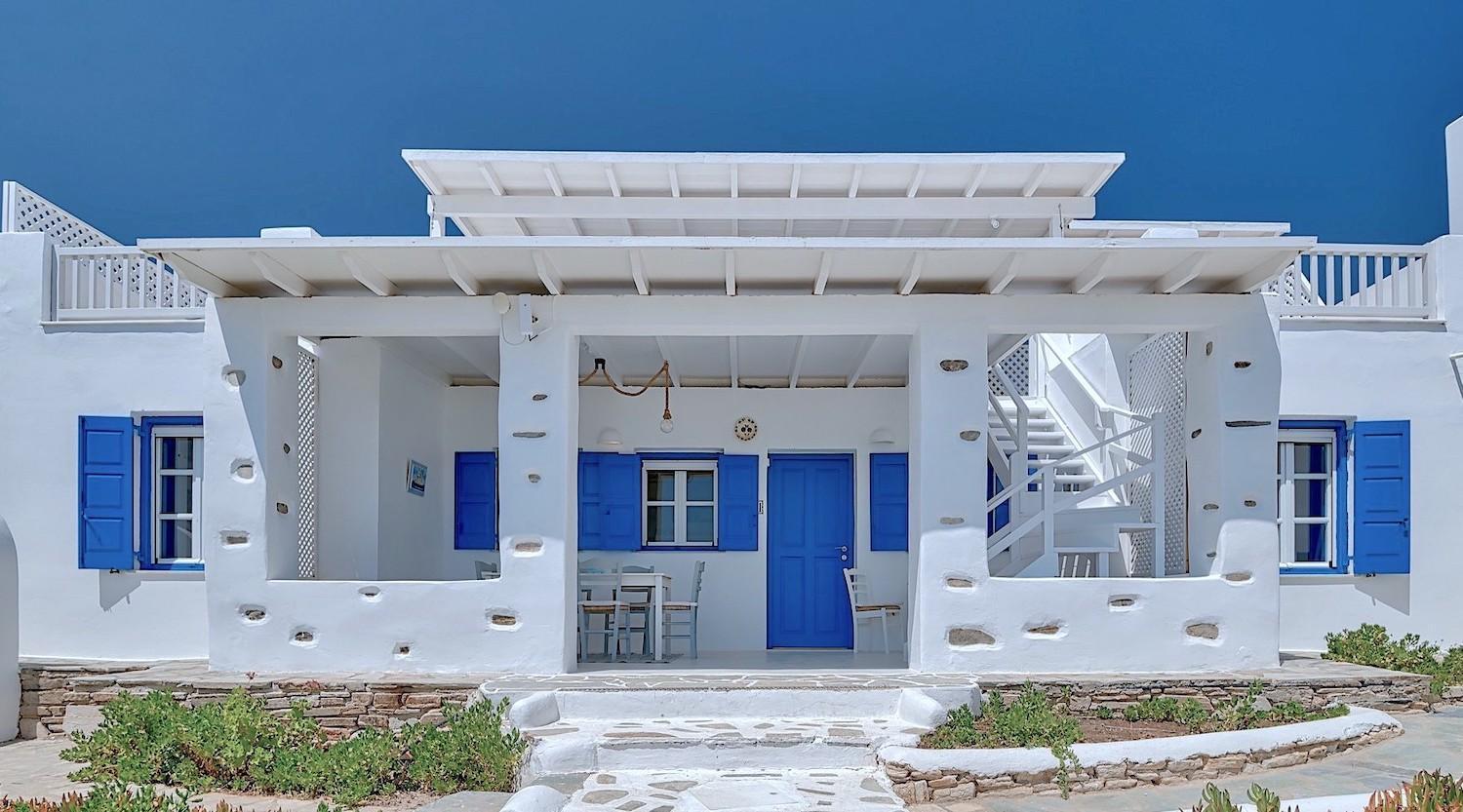 Blue Dolphin Antiparos Villas And Suites Agios Georgios  エクステリア 写真