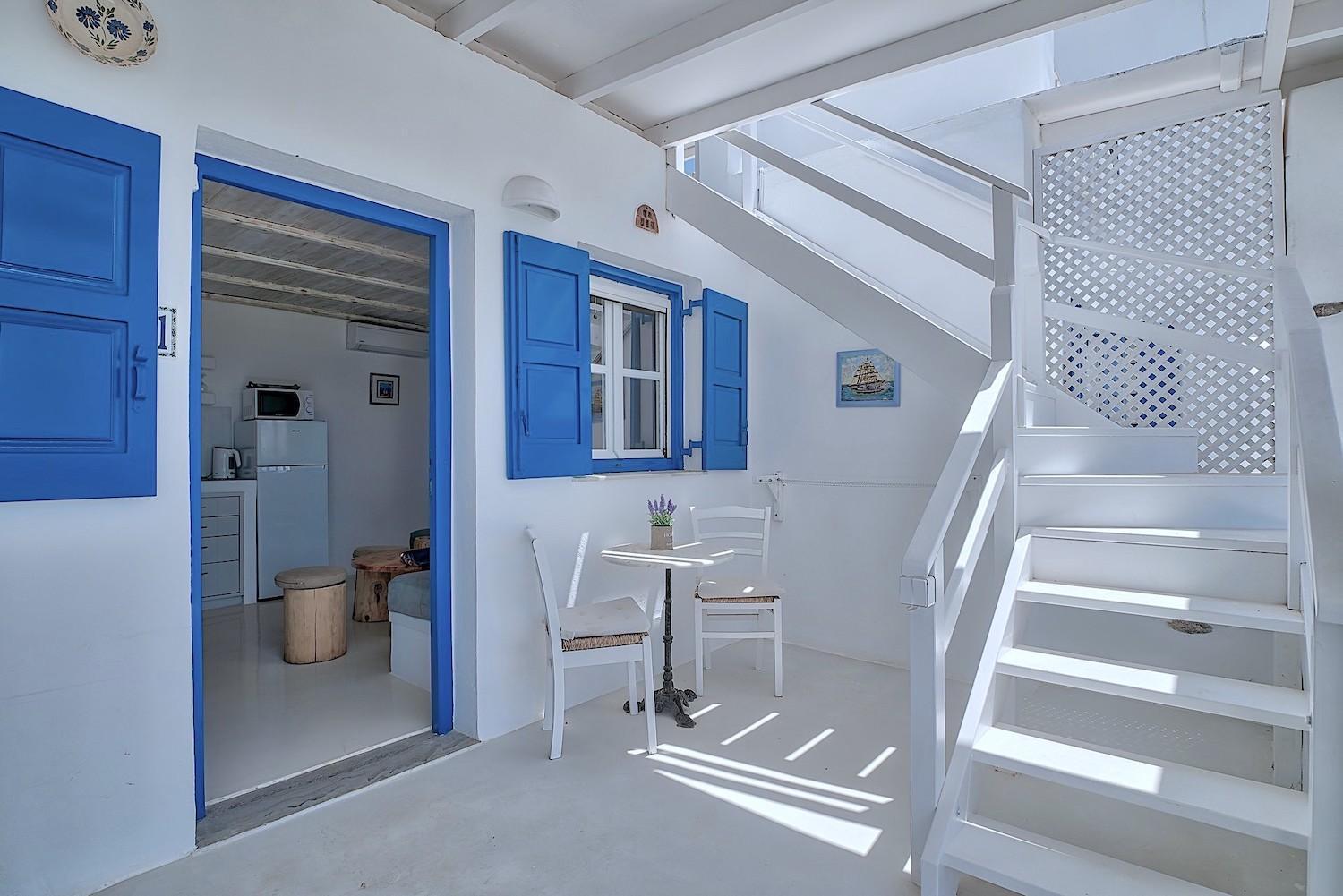 Blue Dolphin Antiparos Villas And Suites Agios Georgios  エクステリア 写真