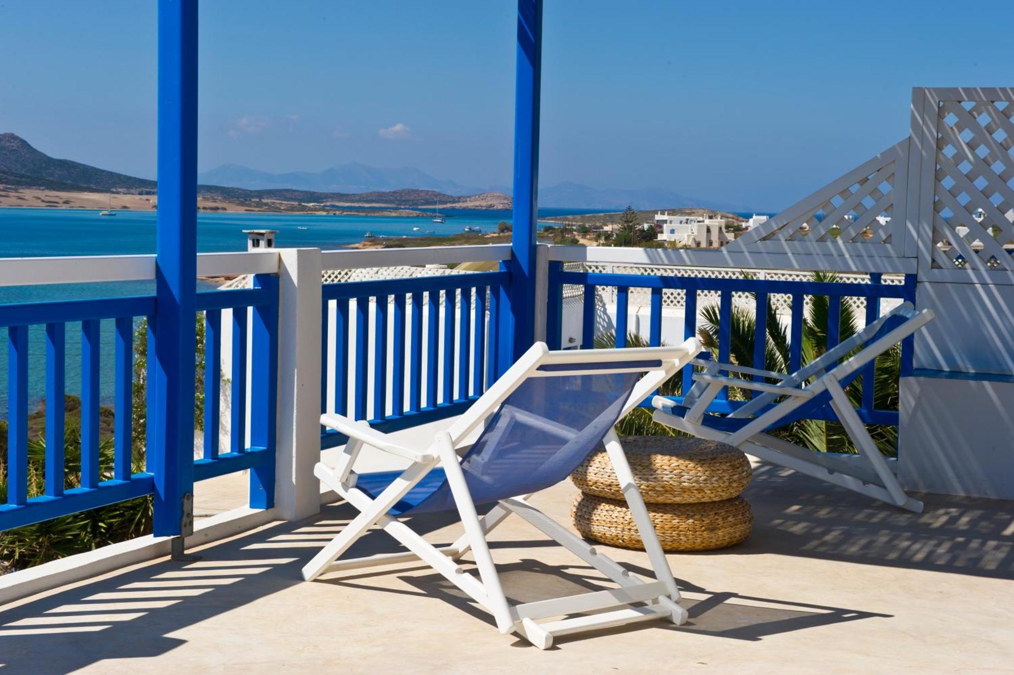 Blue Dolphin Antiparos Villas And Suites Agios Georgios  エクステリア 写真